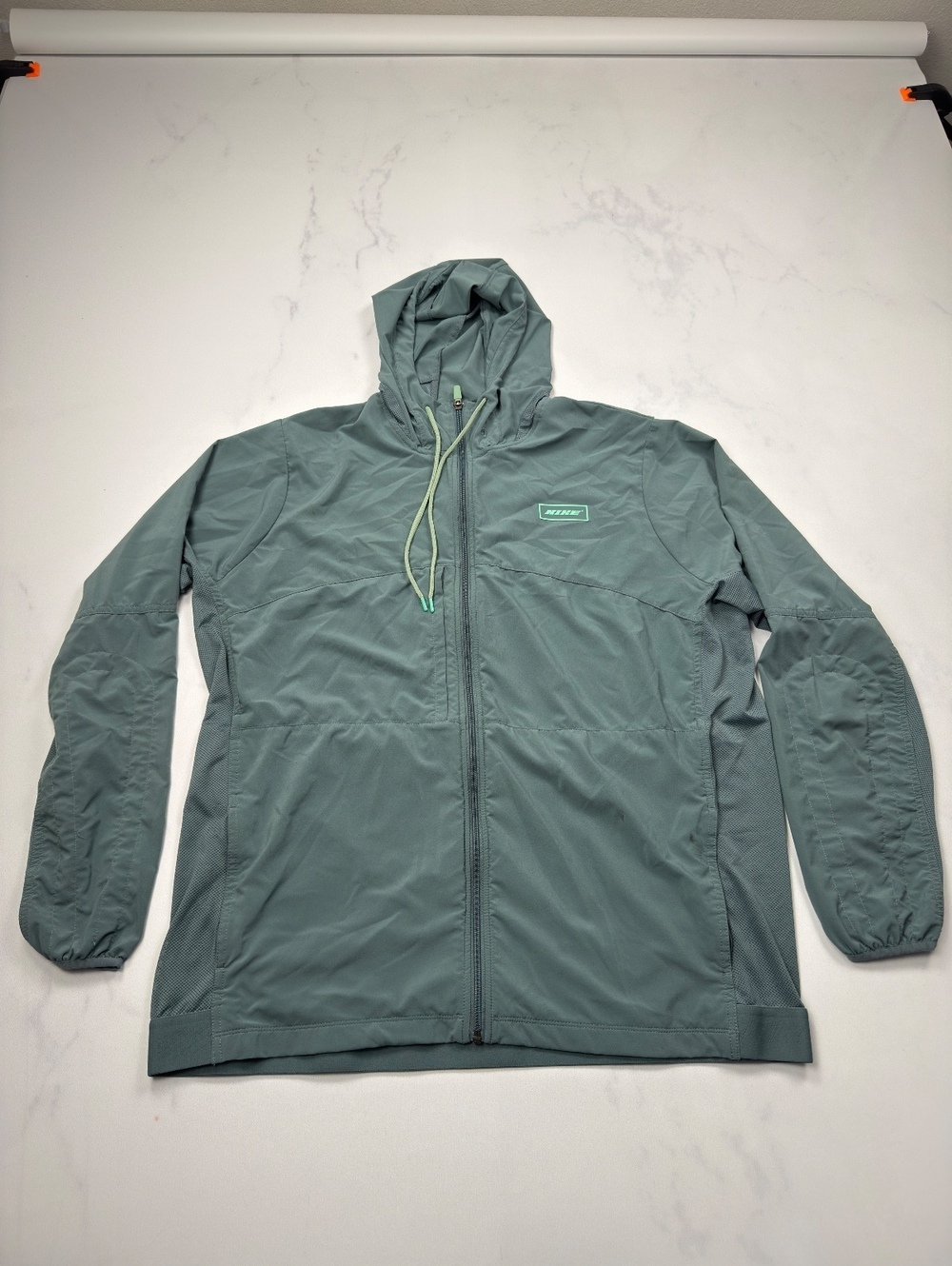 Nike Windbreaker Jacket Green Lightweight Hooded - Mens Large